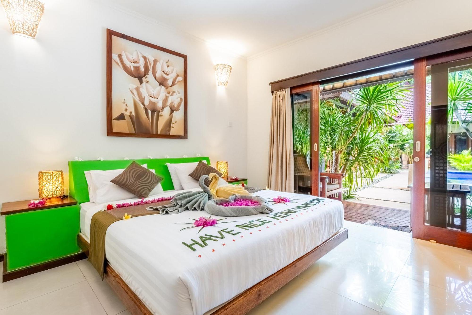 Guest house Senang 4*
