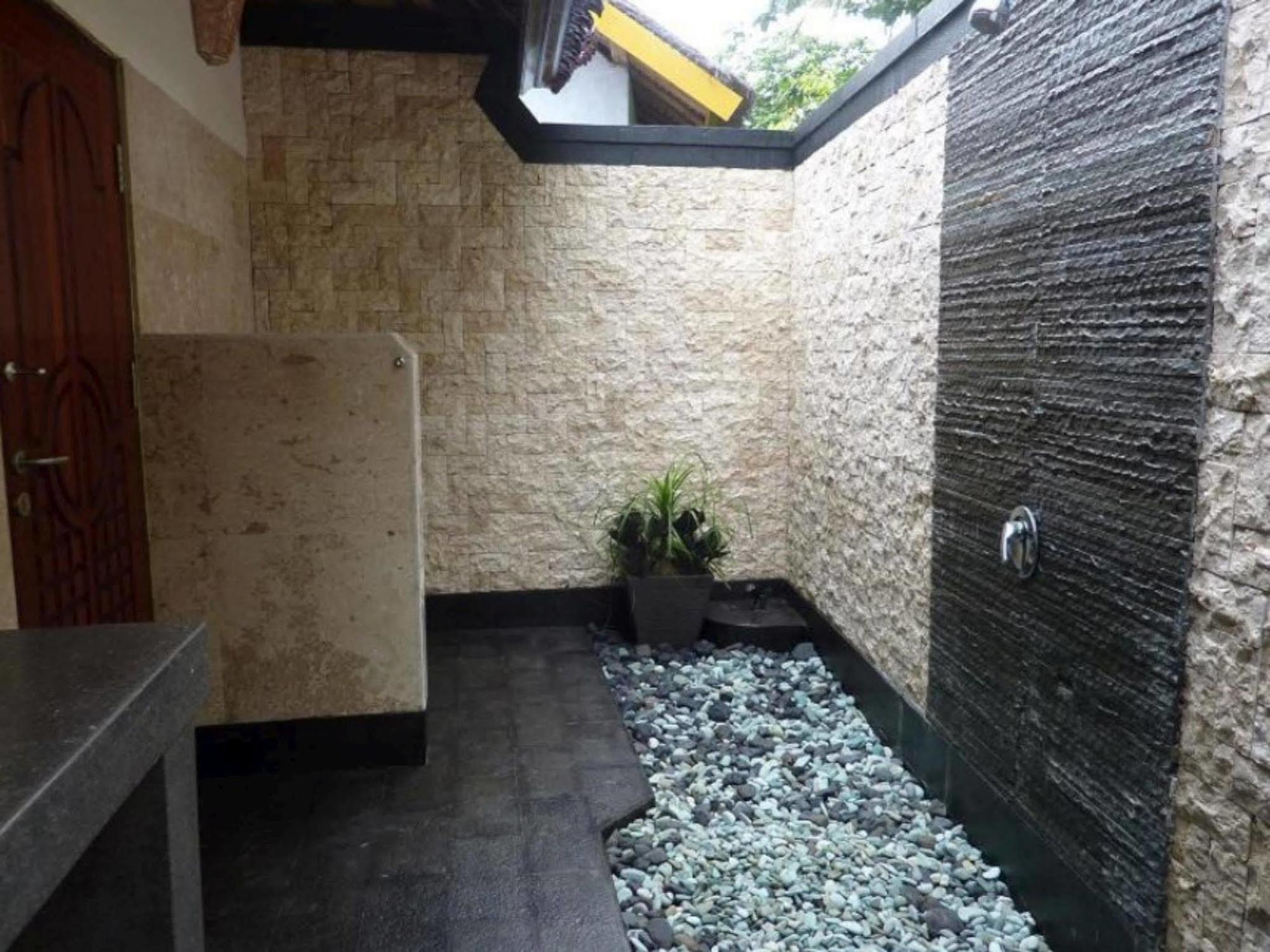 Senang Guest house