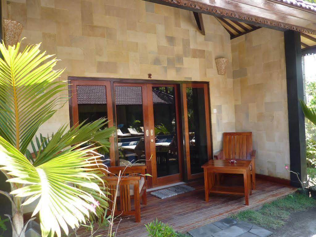 Senang Guest house 4*