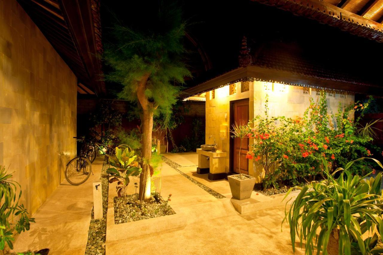 Guest house Senang 4*